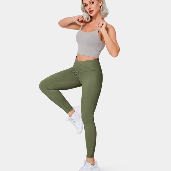 Halara | NWT Cloudful Crossover Plain Legging - Picture 2 of 2